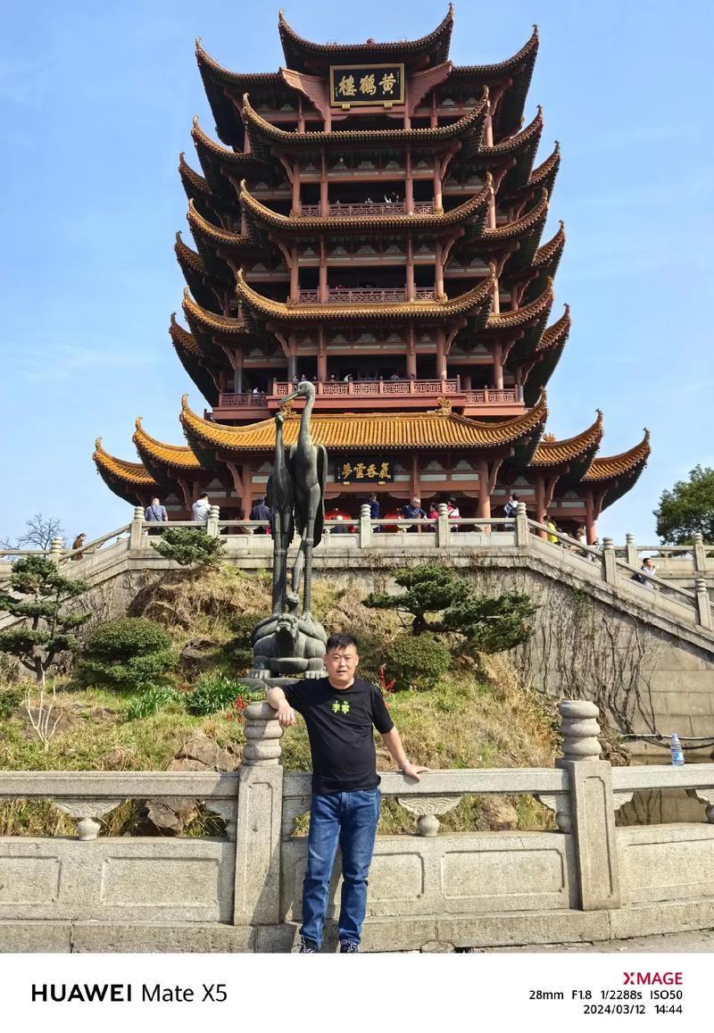 武汉魅力之城：黄鹤楼登高揽胜，东湖赏景好去处