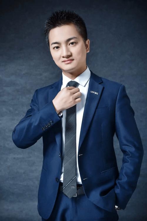 武汉高端会所服务究竟如何？李明的体验给你答案