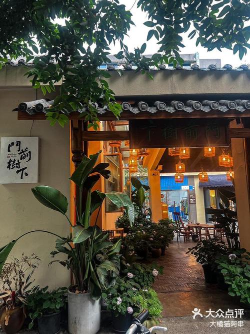 成都休闲养生好去处推荐：太古里禅意空间与宽窄巷子传统馆体验